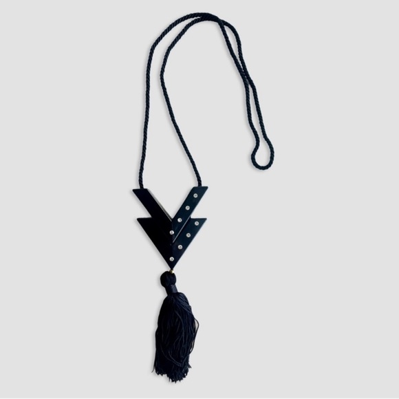 Valentino Garavani Jewelry - 1980s‎ VALENTINO Black V Logo Pendant Necklace